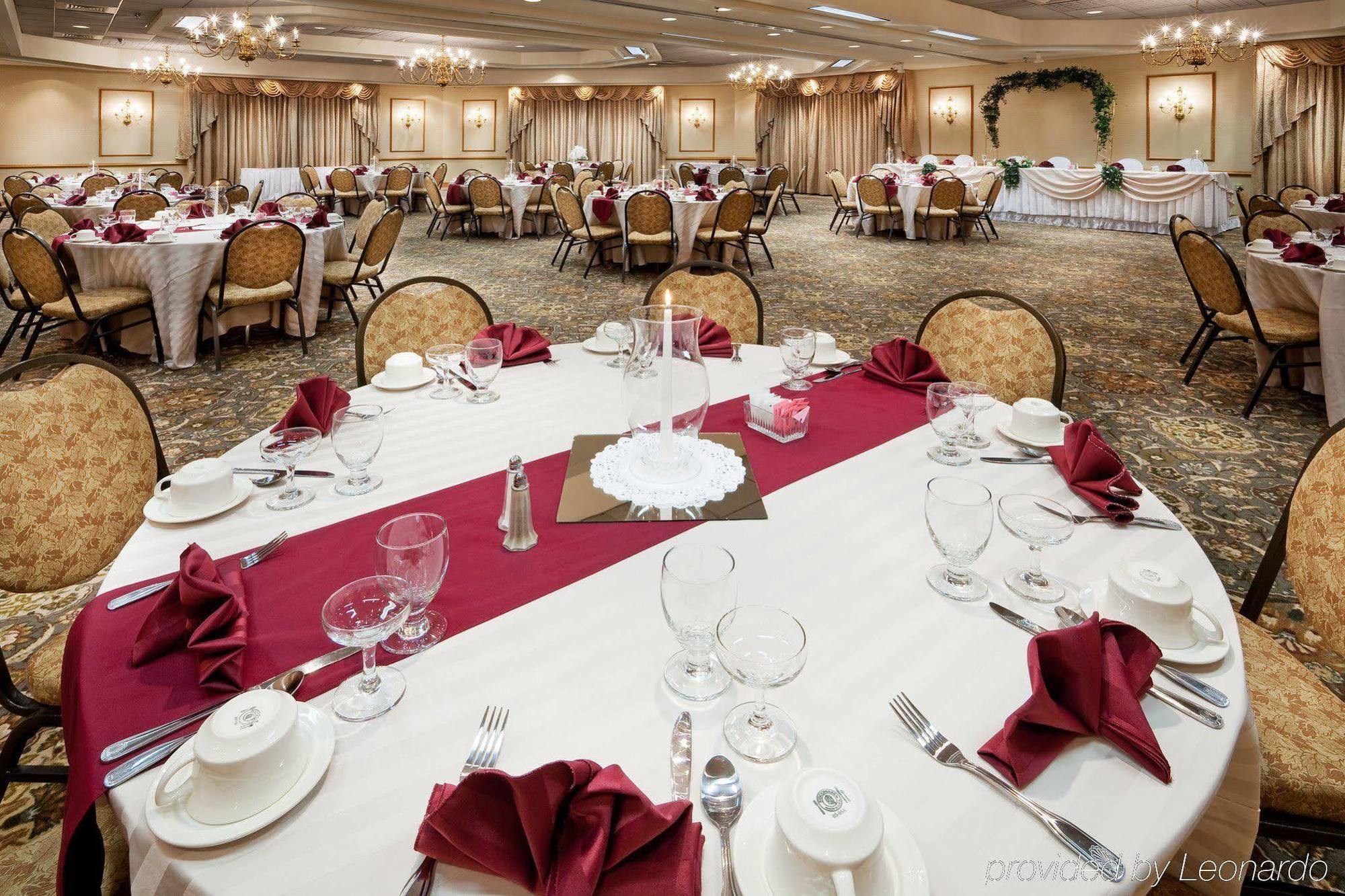 The Lux & Conference Center, Ascend Collection Hotel