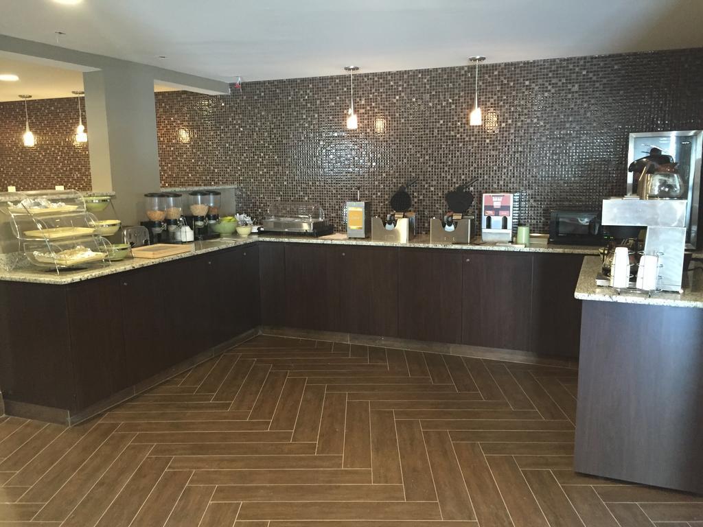 Hotel The Lux & Conference Center, Ascend Collection 3*