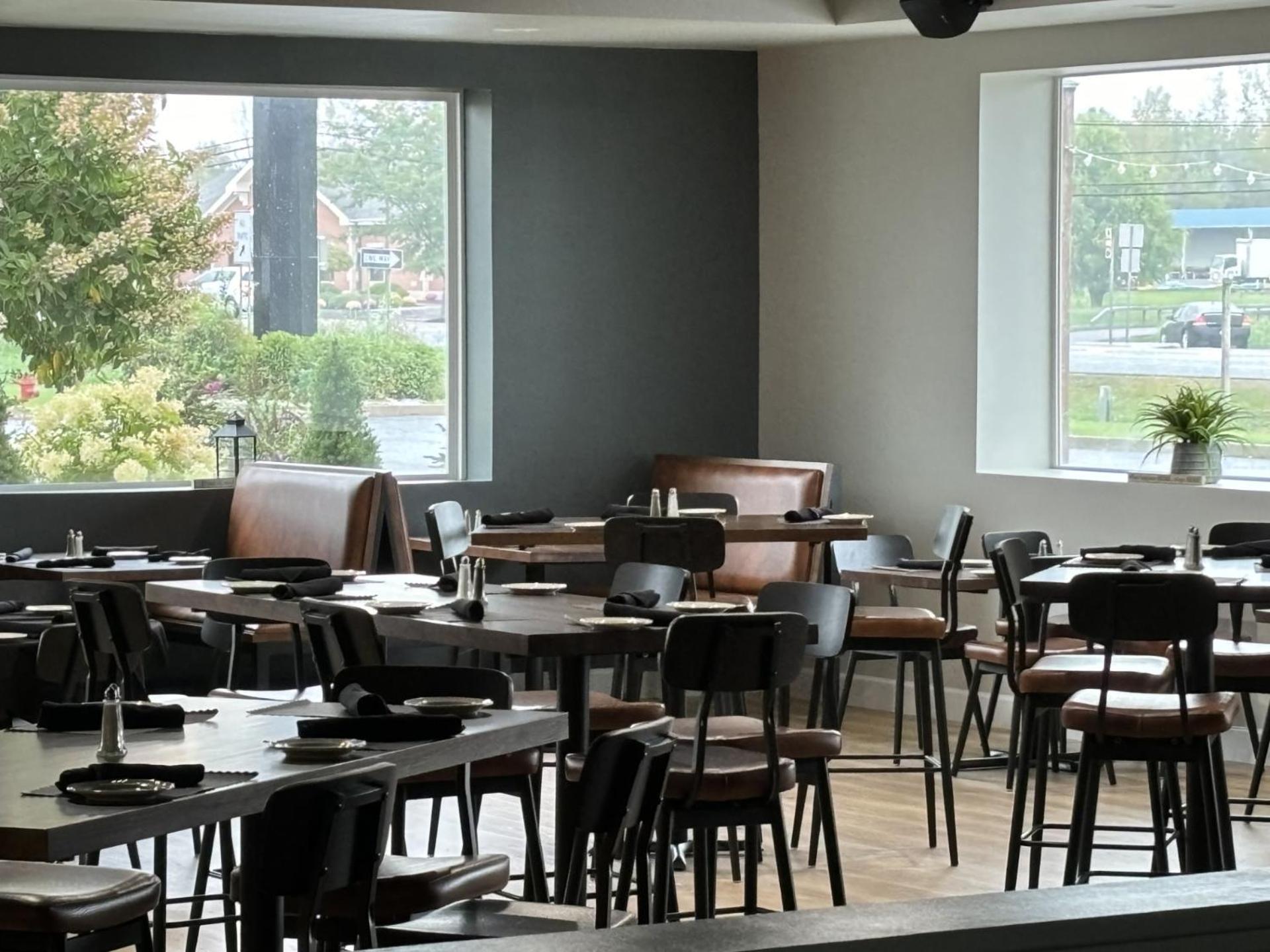 The Lux & Conference Center, Ascend Collection Hotel 3*